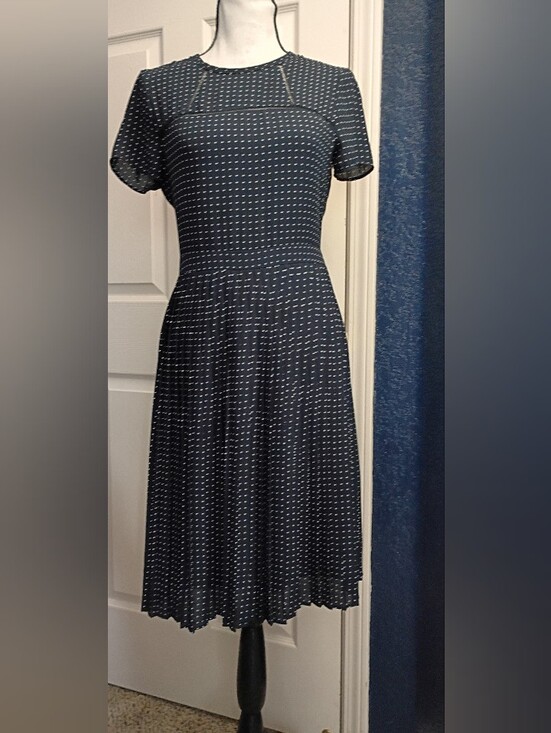 Banana Republic Dresses & Skirts - Banana Republic Navy and White Polka Dot Fit-and-Flare Dress